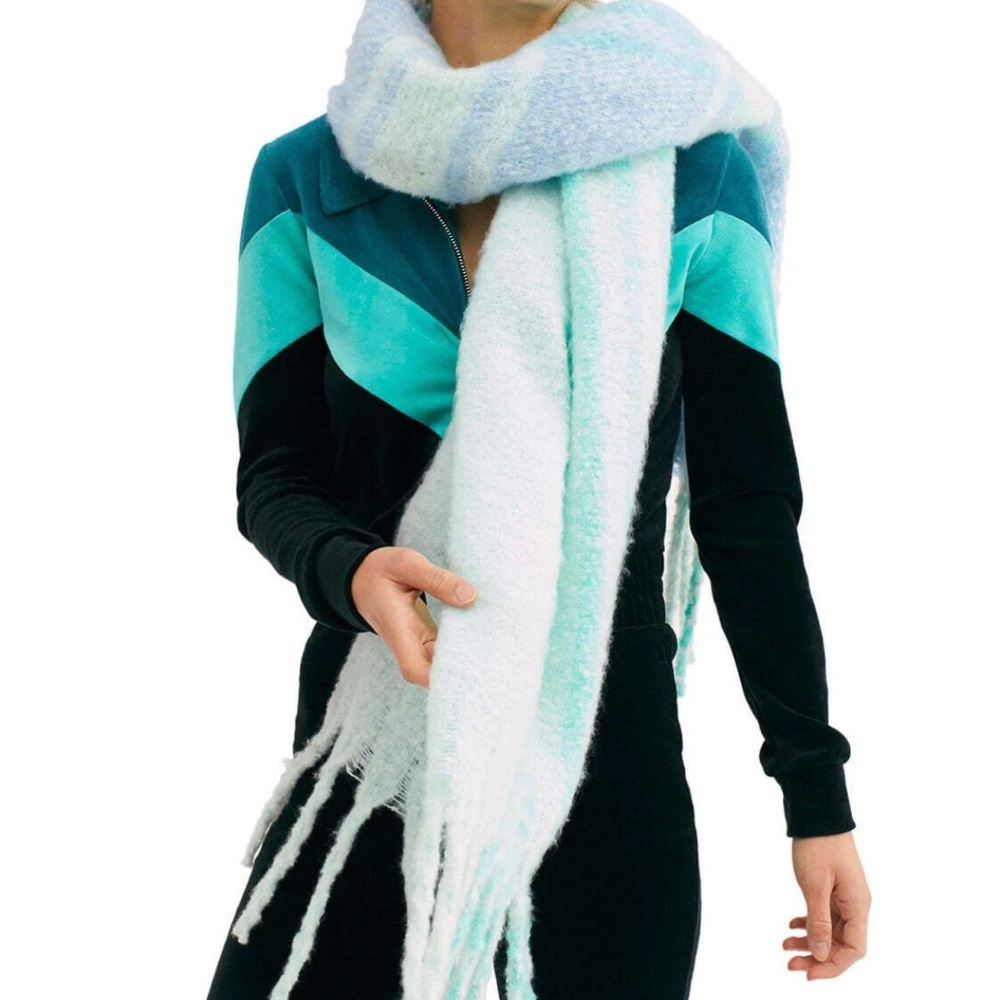 Free People White and Blue Scarf